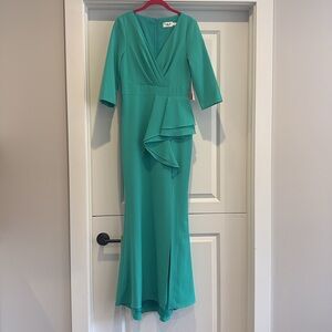 NWT Eliza J emerald green formal gown